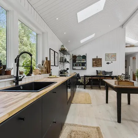 4 Bedroom In Σπίτι διακοπών *